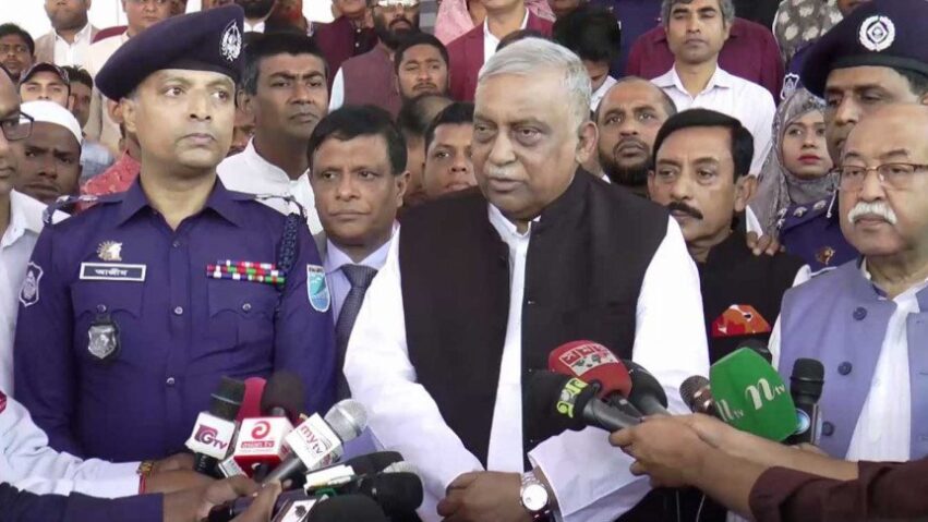 নরসিংদীর মনোহরদী থানার নতুন ভবনের উদ্বোধন শেষে বক্তব্য দেন স্বরাষ্ট্রমন্ত্রী আসাদুজ্জামান খান কামাল।