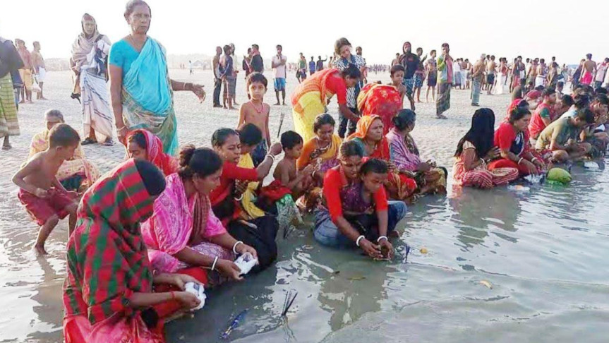 সুন্দরবনের দুবলার চরে রাস উৎসব।