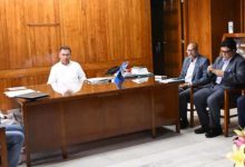 বাংলাদেশ সংসদ সচিবালয়ে প্রধানমন্ত্রী তারেক রহমানের সভাপতিত্বে কৃষক কার্ড বিষয়ক বৈঠক অনুষ্ঠিত হয়েছে। ছবি : পিআইডি