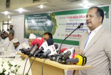 তথ্য ও সম্প্রচার মন্ত্রী জহির উদ্দিন স্বপন বুধবার রাজধানীর উত্তরা কমিউনিটি সেন্টারে মাসব্যাপী ইসলামী প্রতিযোগিতা ‘আলোকিত মাহে রমাদান’-এর চূড়ান্ত বিজয়ীদের পুরস্কার বিতরণী অনুষ্ঠানে প্রধান অতিথির বক্তব্য দেন। ছবি: পিআইডি