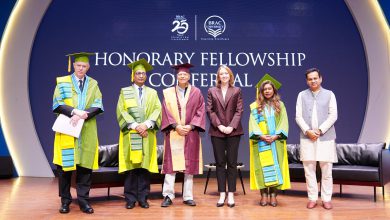 ব্র্যাক ইউনিভার্সিটির প্রথম অনারারি ফেলোশিপ পেলেন খ্যাতিমান দার্শনিক পিটার সিঙ্গার